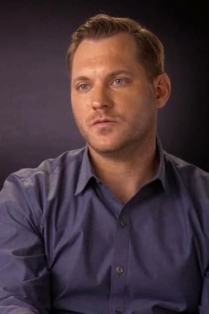 Image of Aaron Helbing