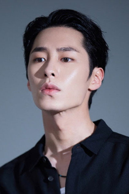 Lee Jae-wook photo 3