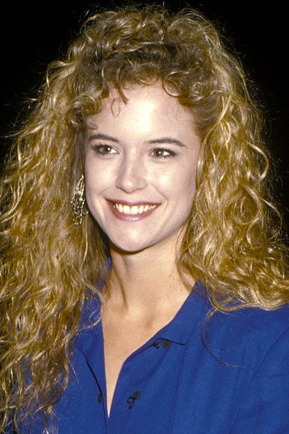 Kelly Preston - 16