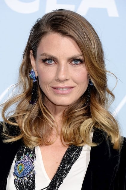 Angela Lindvall - 4