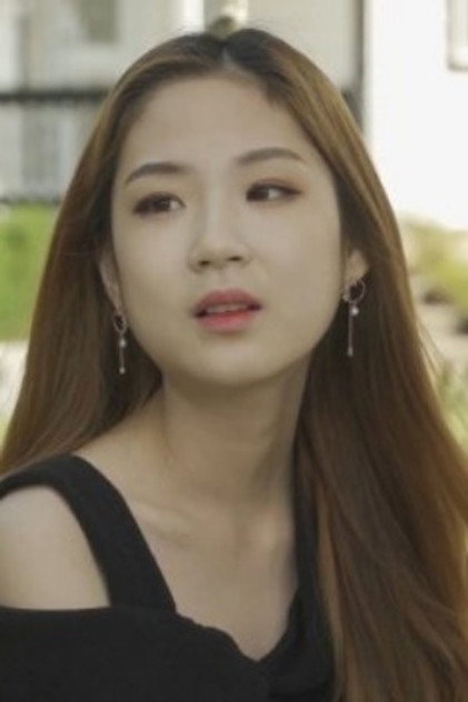 Lee Sul-ah photo 3