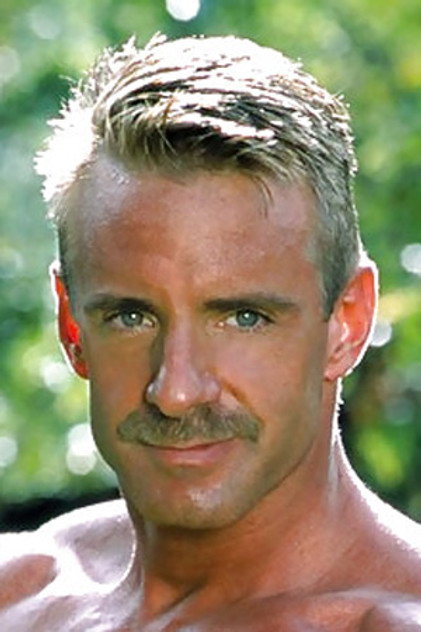 Chase Hunter photo 3