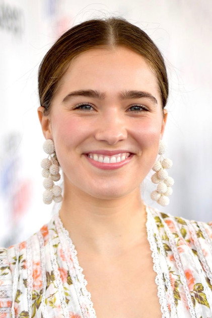 Haley Lu Richardson - 5