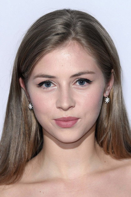 Hermione Corfield - 5