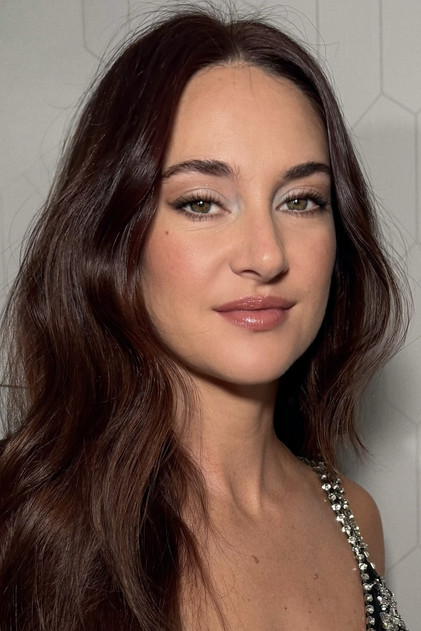 Shailene Woodley - 9