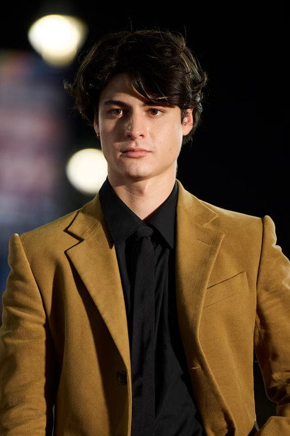 Milo Quifes photo 9