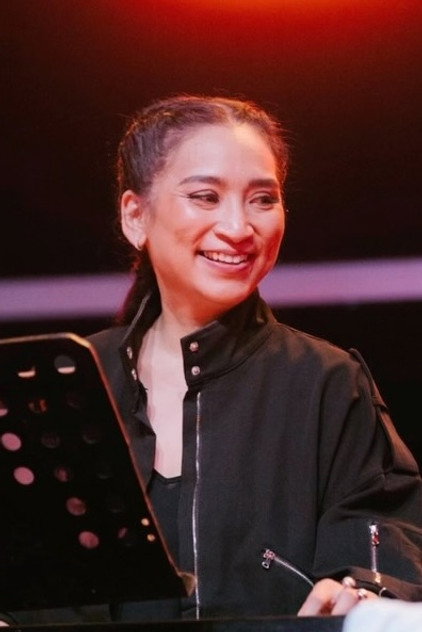 Astrid Lea