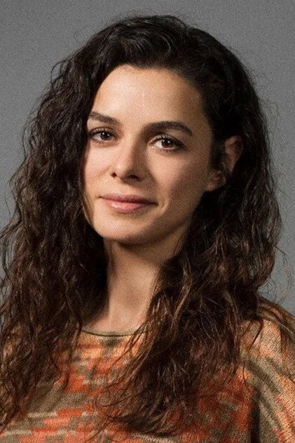 Özge Özpirinçci - 7