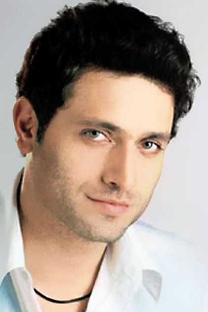 Shiney Ahuja - 5
