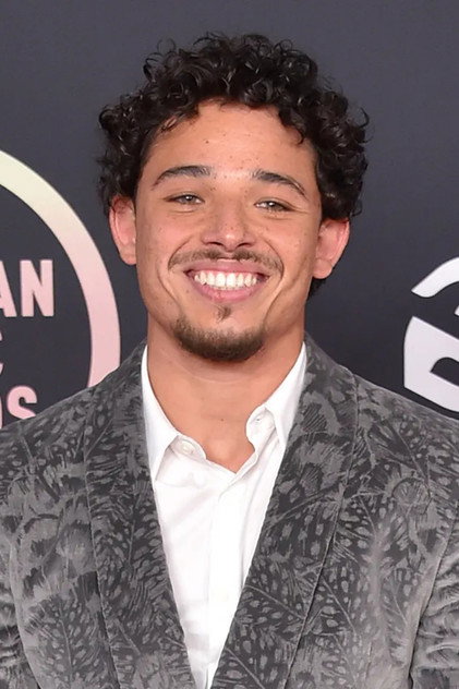 Anthony Ramos photo 8