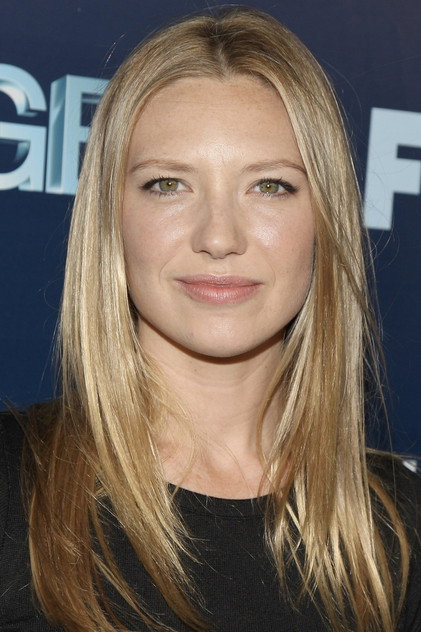 Anna Torv - 9