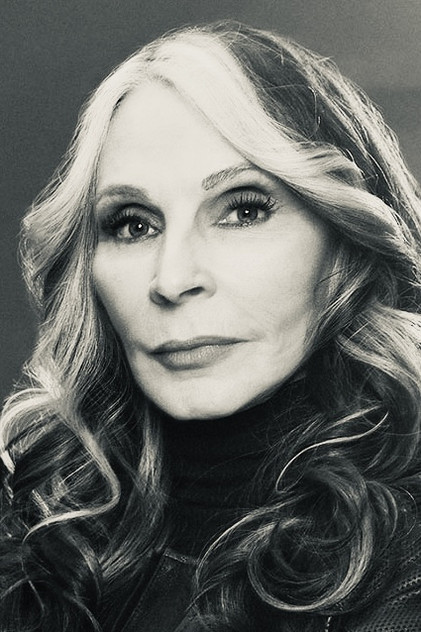 Gates McFadden - 4