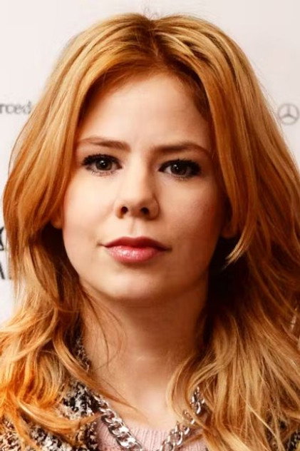 Julie Zangenberg - 11