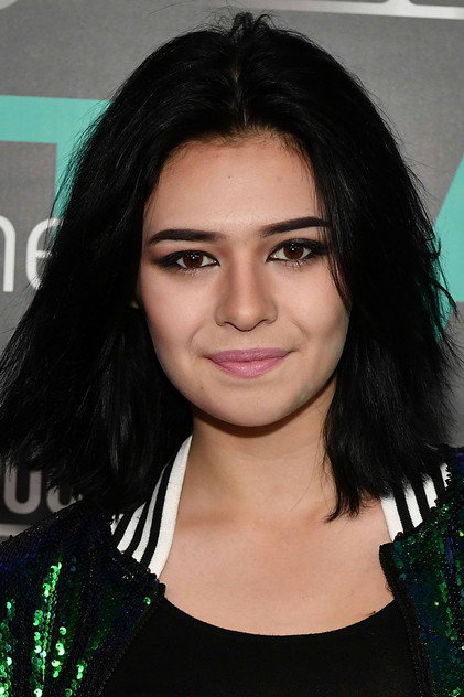 Nicole Maines - 4