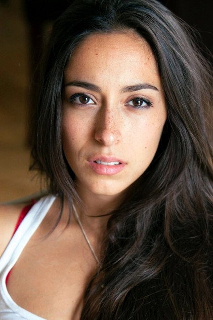 Oona Chaplin - 8