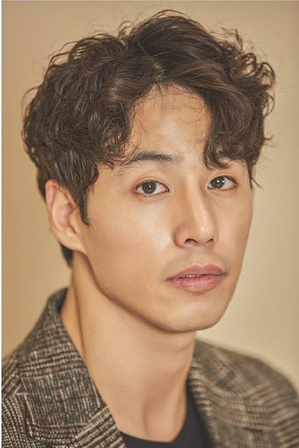 Na Hyun-woo photo 3
