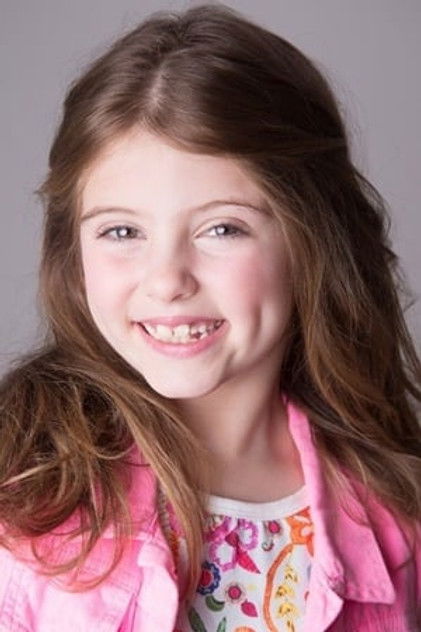 Portrait of Lorena Queiroz Portrait of Lorena Queiroz