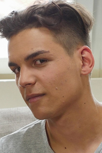 Isaac Esteban photo 2