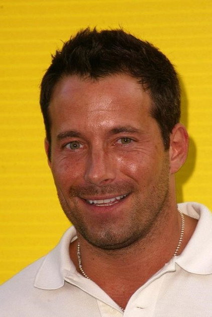 Johnny Messner - 6