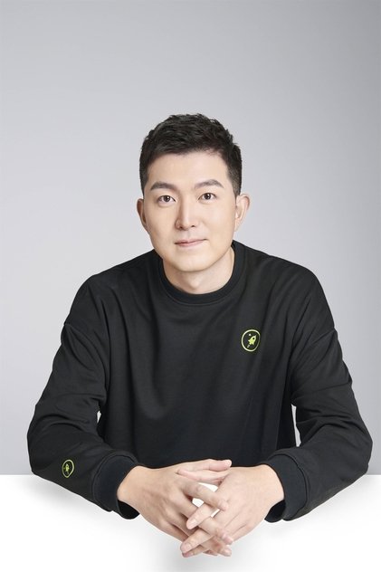 冯操 冯操
