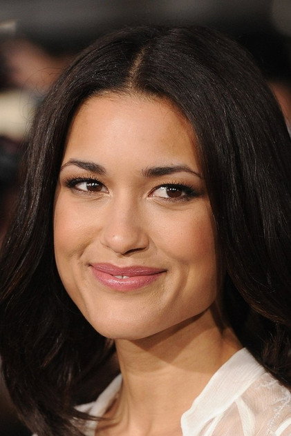 Julia Jones - 14