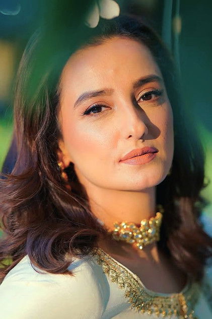 Foto Momal Sheikh