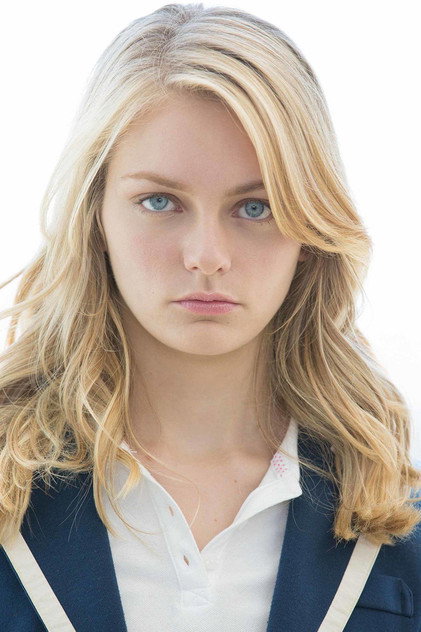 Alli Rae photo 4