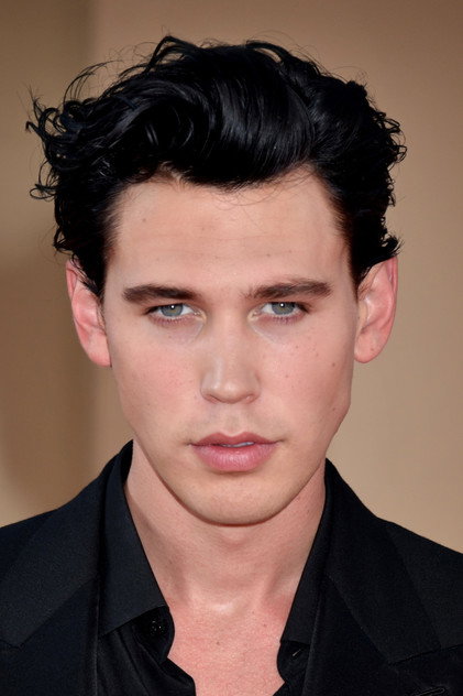 Austin Butler - 13