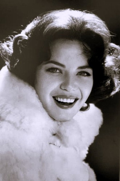 Linda Lawson - 4