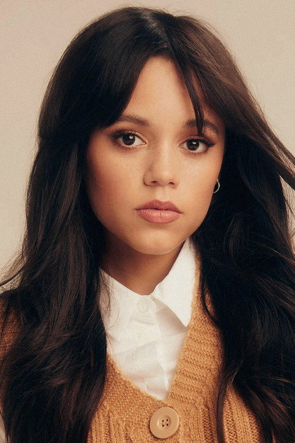 Jenna Ortega - 16