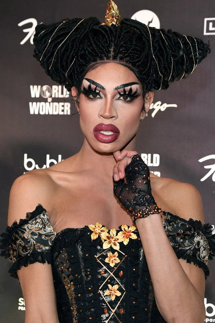 Yvie Oddly - 8