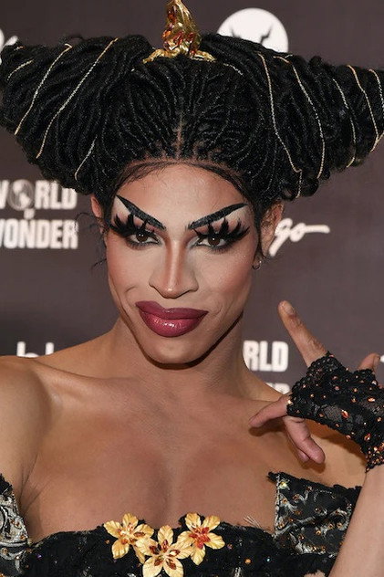 Yvie Oddly - 6