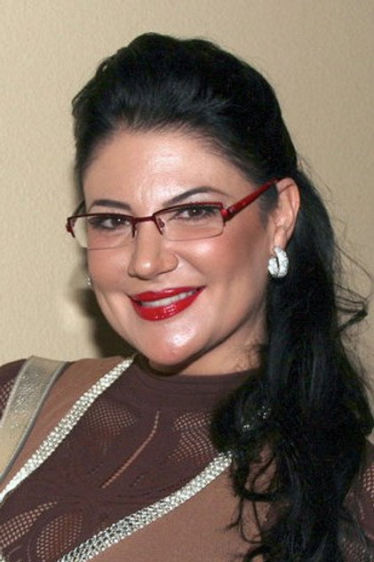 Alejandra Avalos photo 4