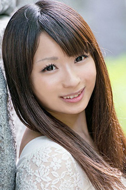 Hitomi Tanaka photo 2