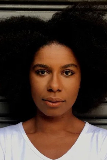 Indira Nascimento photo 2