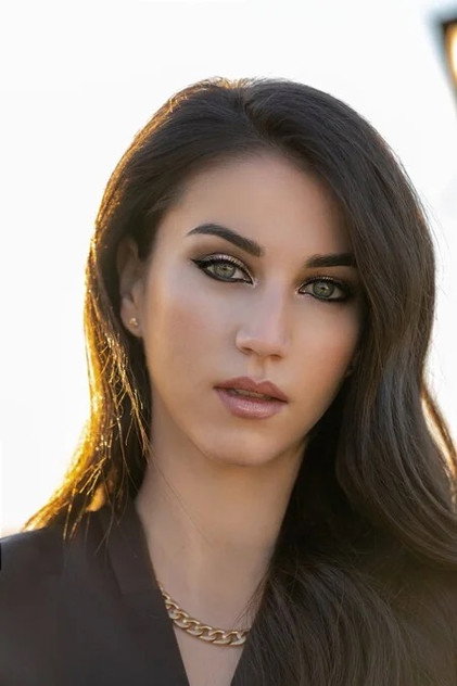 Claudia Salas - 7