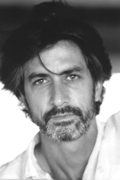David Strathairn - 10