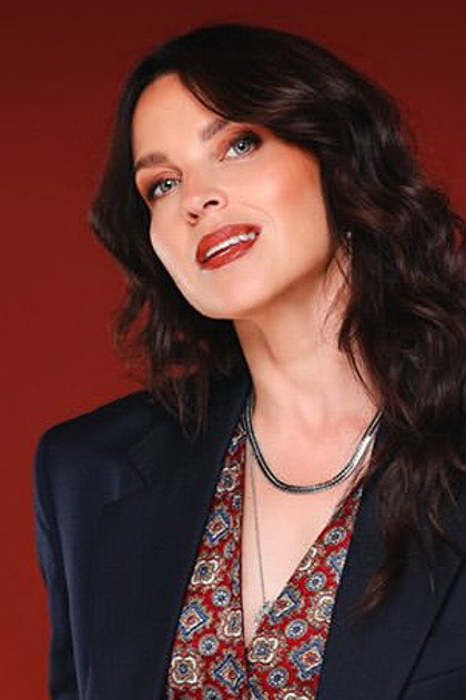 Lydia Bouchard photo 3