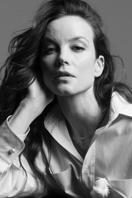 Sylvia Hoeks - 9