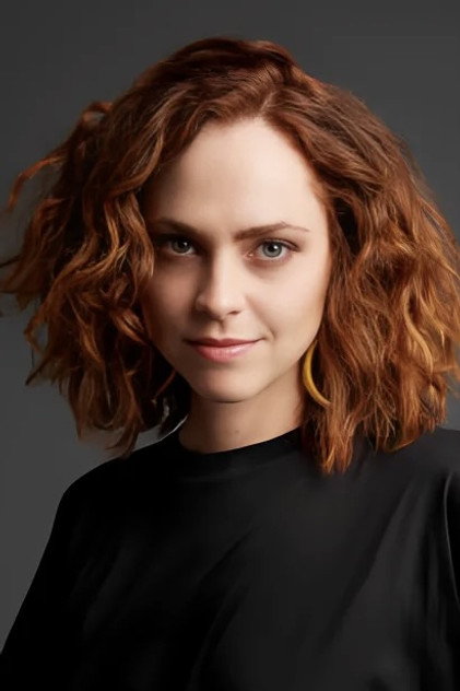 Fiona Dourif - 6