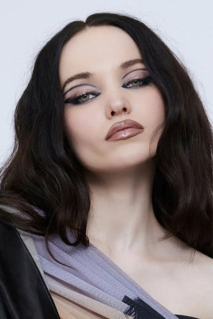 Dove Cameron - 19