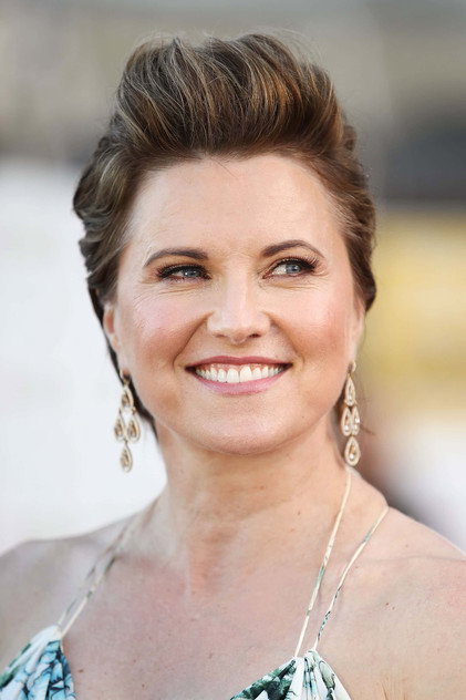 Lucy Lawless - 8