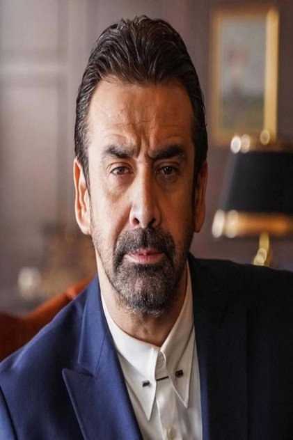Karim Abdel Aziz photo 8
