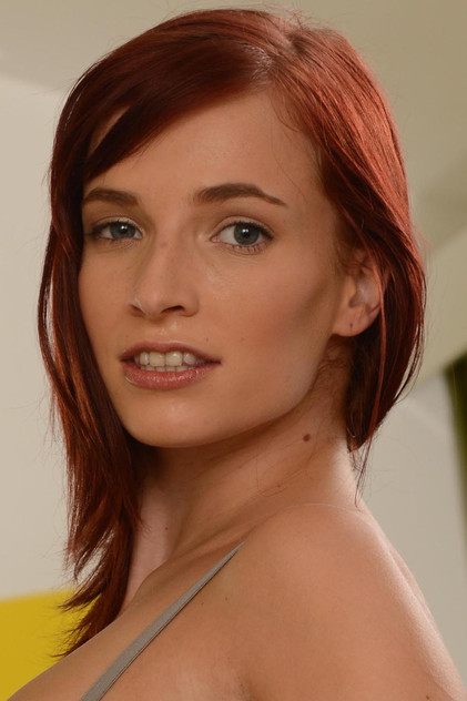 Leila Smith photo 4
