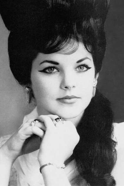 Priscilla Presley - 10
