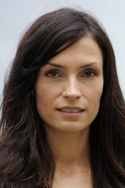 Famke Janssen - 5