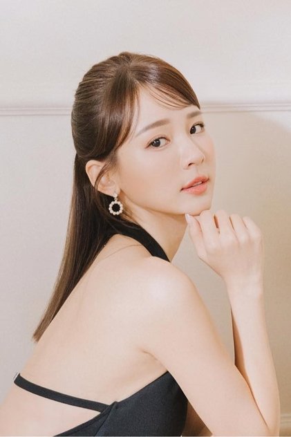 林莎 林莎