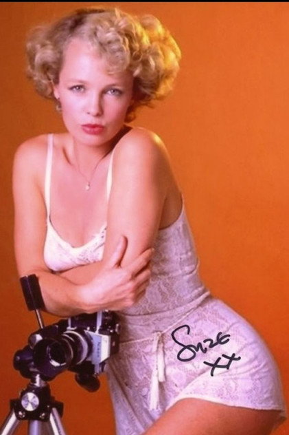 Suze Randall photo 2