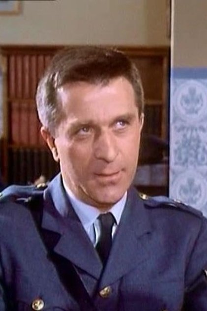 Arthur Gross