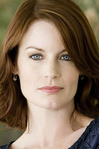 Laura Leighton - 5